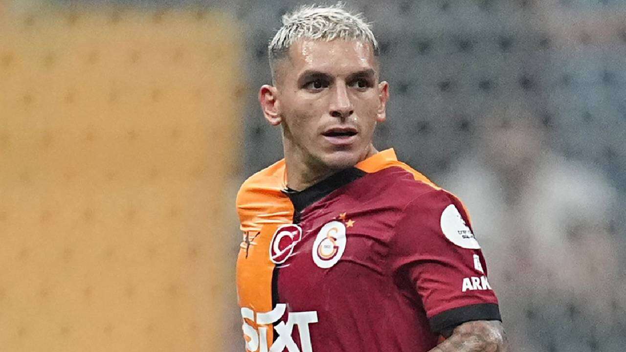 Galatasaray'da yaprak dökümü: Okan Buruk gözünün yaşına bakmadı! Son maçın kaptanı bavullarını topladı gidiyor 3
